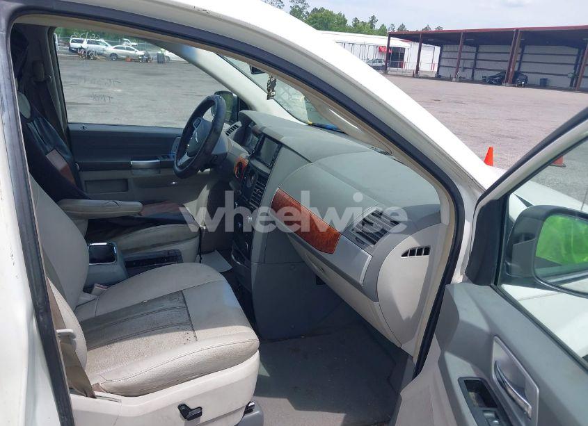 Photo 5 of 2008 Chrysler Town & COUNTRY TOURING (VIN 2A8HR54P58R763249)