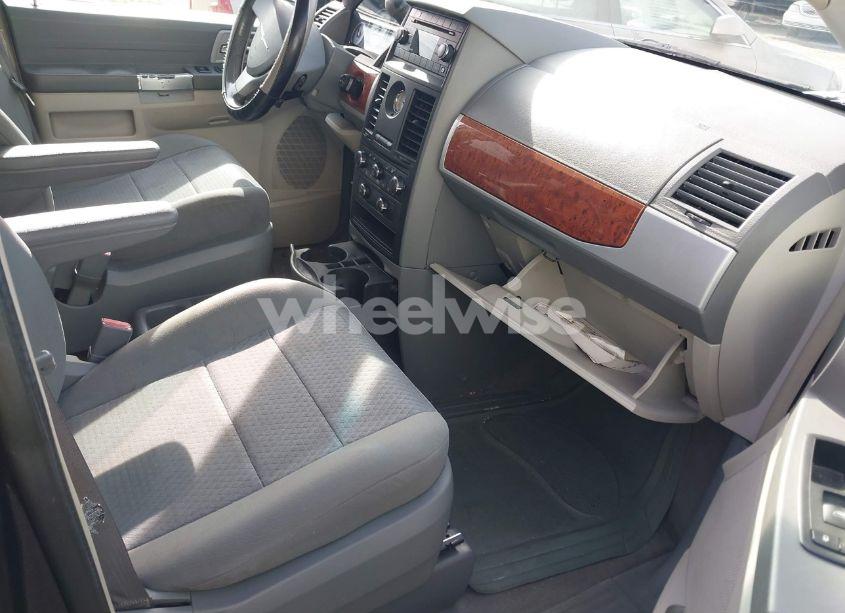 Photo 5 of 2008 Chrysler Town & COUNTRY TOURING (VIN 2A8HR54P68R799323)