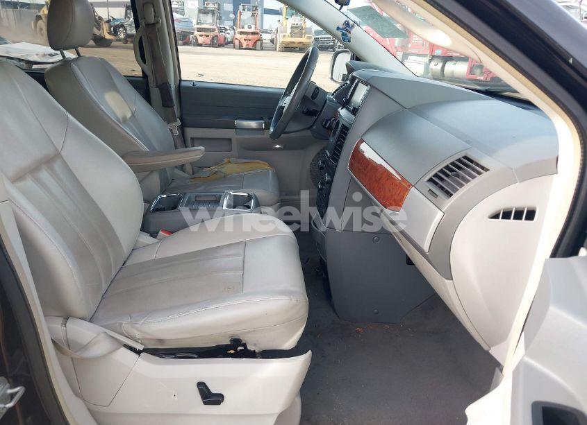 Photo 5 of 2008 Chrysler Town & COUNTRY TOURING (VIN 2A8HR54P88R139638)