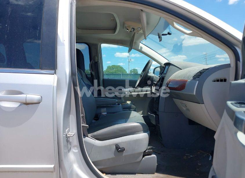 Photo 5 of 2008 Chrysler Town & COUNTRY TOURING (VIN 2A8HR54P98R118426)