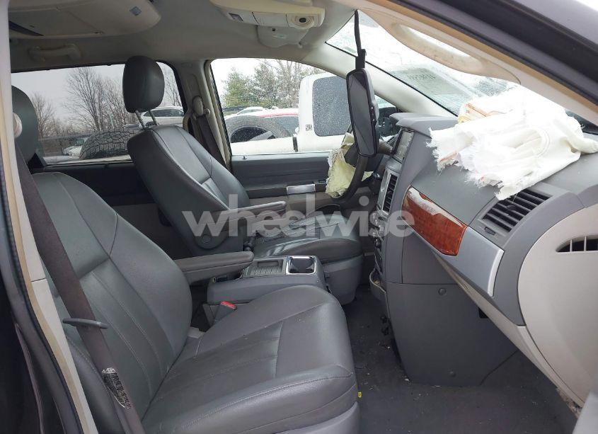 Photo 5 of 2008 Chrysler Town & COUNTRY TOURING (VIN 2A8HR54P98R769345)