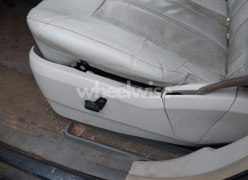 Photo 6 of 2008 Chrysler Town & COUNTRY TOURING (VIN 2A8HR54PX8R681324)