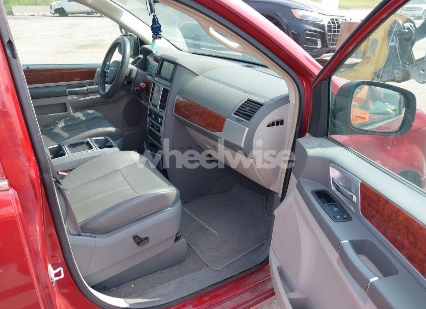 Photo 5 of 2009 Chrysler Town & COUNTRY TOURING (VIN 2A8HR54X39R627266)