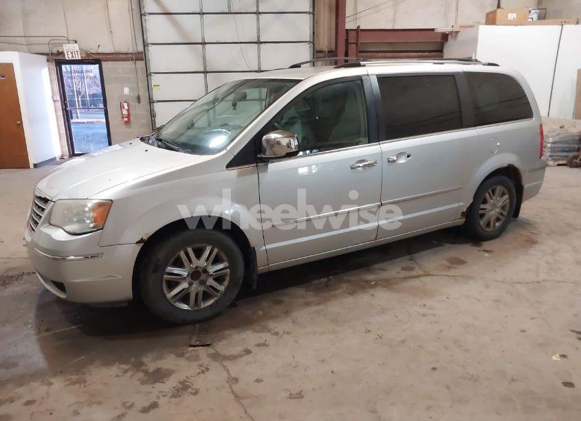 Photo 2 of 2008 Chrysler Town & COUNTRY LIMITED (VIN 2A8HR64X28R747502)