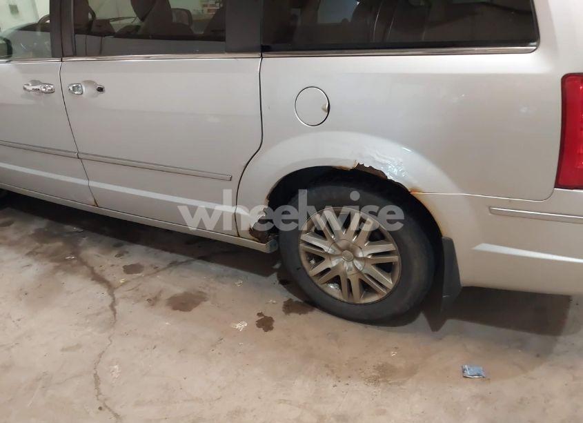 Photo 6 of 2008 Chrysler Town & COUNTRY LIMITED (VIN 2A8HR64X28R747502)