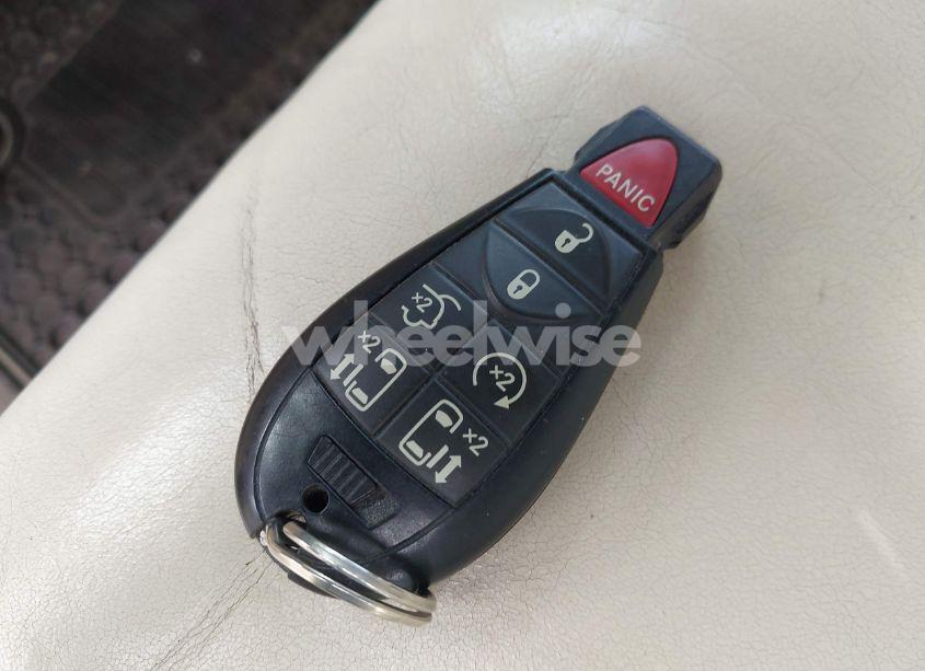 Photo 11 of 2008 Chrysler Town & COUNTRY LIMITED (VIN 2A8HR64X38R746763)