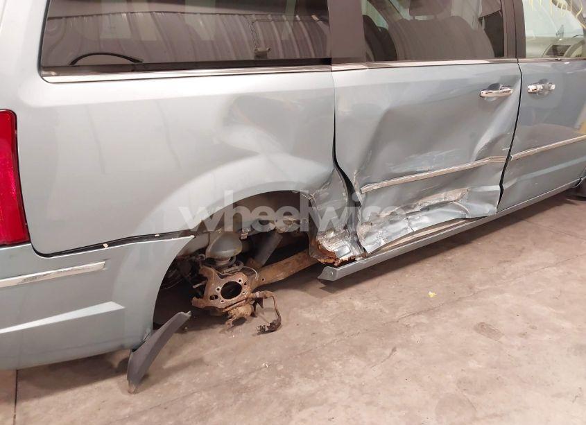 Photo 6 of 2008 Chrysler Town & COUNTRY LIMITED (VIN 2A8HR64X38R765054)