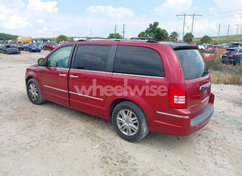 Photo 3 of 2009 Chrysler Town & COUNTRY LIMITED (VIN 2A8HR64X39R589429)