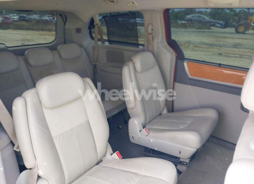 Photo 8 of 2009 Chrysler Town & COUNTRY LIMITED (VIN 2A8HR64X39R589429)