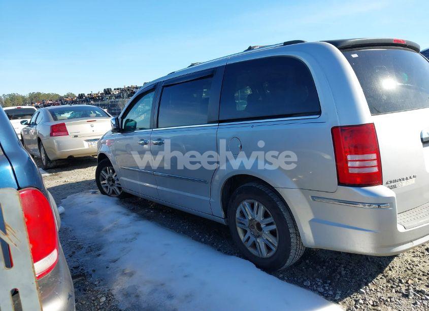 Photo 3 of 2009 Chrysler Town & COUNTRY LIMITED (VIN 2A8HR64X59R600947)
