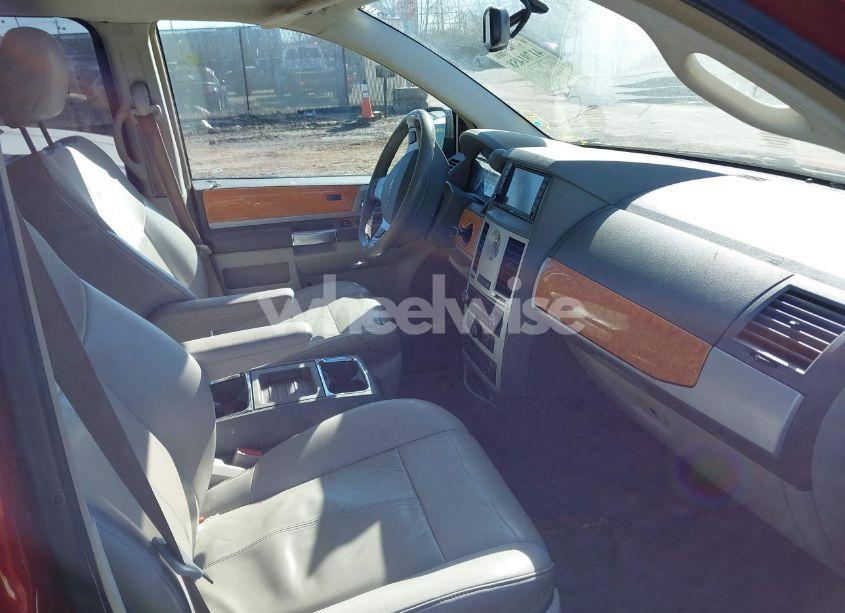 Photo 5 of 2008 Chrysler Town & COUNTRY LIMITED (VIN 2A8HR64X68R607159)