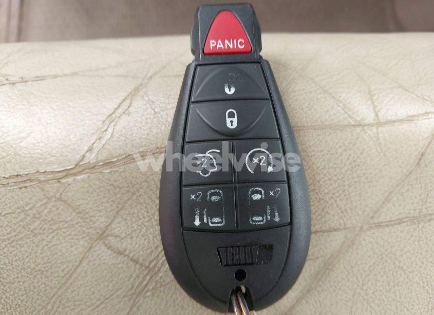 Photo 11 of 2008 Chrysler Town & COUNTRY LIMITED (VIN 2A8HR64X88R646562)