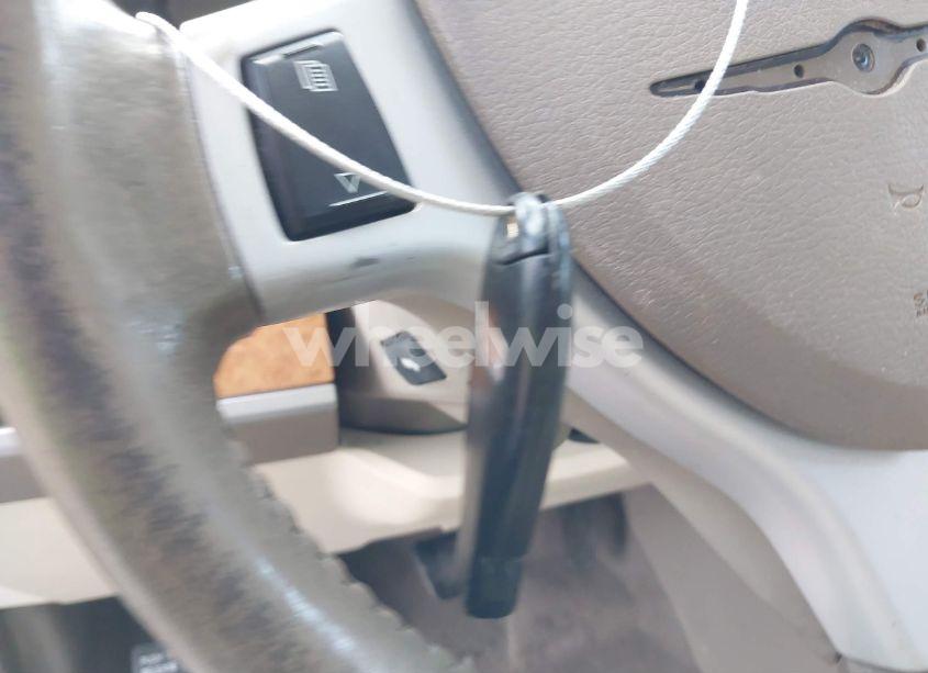 Photo 11 of 2008 Chrysler Town & COUNTRY LIMITED (VIN 2A8HR64X88R719980)