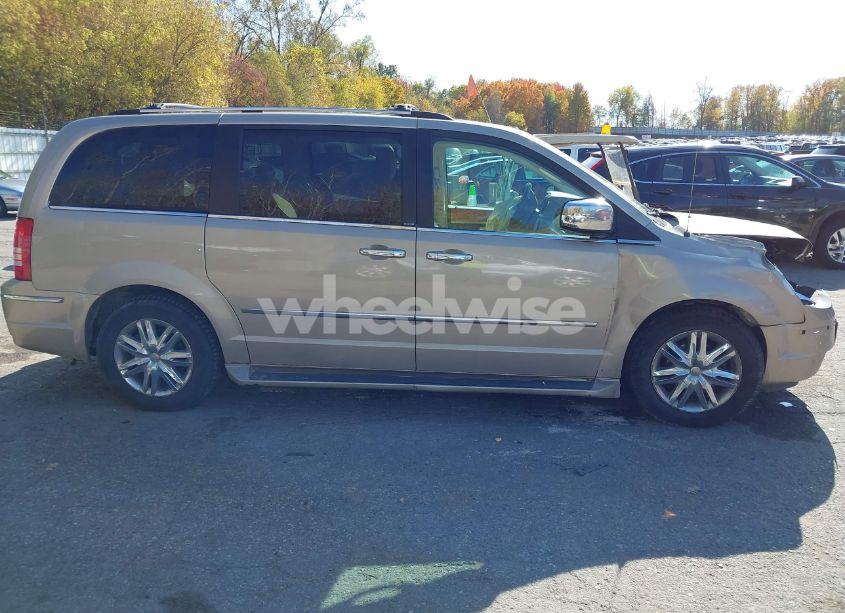 Photo 13 of 2008 Chrysler Town & COUNTRY LIMITED (VIN 2A8HR64X88R753210)