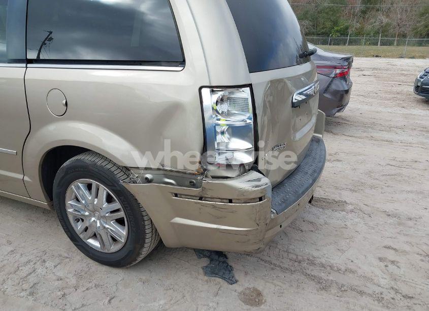 Photo 6 of 2008 Chrysler Town & COUNTRY LIMITED (VIN 2A8HR64X88R838371)