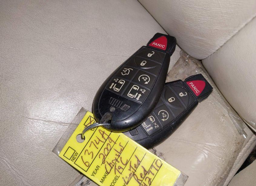 Photo 11 of 2009 Chrysler Town & COUNTRY LIMITED (VIN 2A8HR64X89R542770)