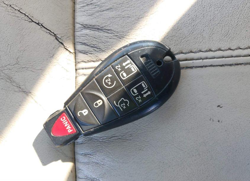 Photo 11 of 2008 Chrysler Town & COUNTRY LIMITED (VIN 2A8HR64X98R826214)