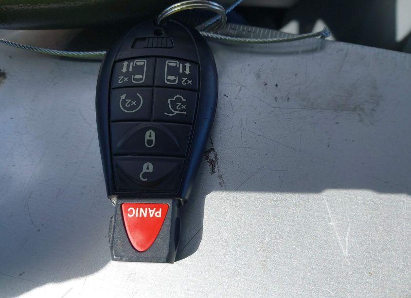 Photo 11 of 2008 Chrysler Town & COUNTRY LIMITED (VIN 2A8HR64XX8R690031)