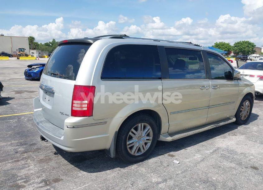 Photo 4 of 2008 Chrysler Town & COUNTRY LIMITED (VIN 2A8HR64XX8R744752)