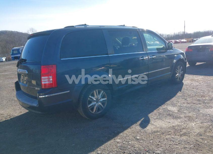 Photo 4 of 2009 Chrysler Town & COUNTRY LIMITED (VIN 2A8HR64XX9R597270)