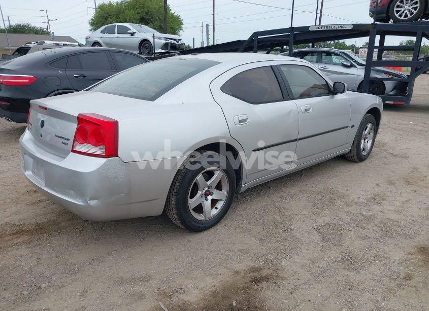Photo 4 of 2010 Dodge Charger SXT (VIN 2B3CA3CV0AH309601)