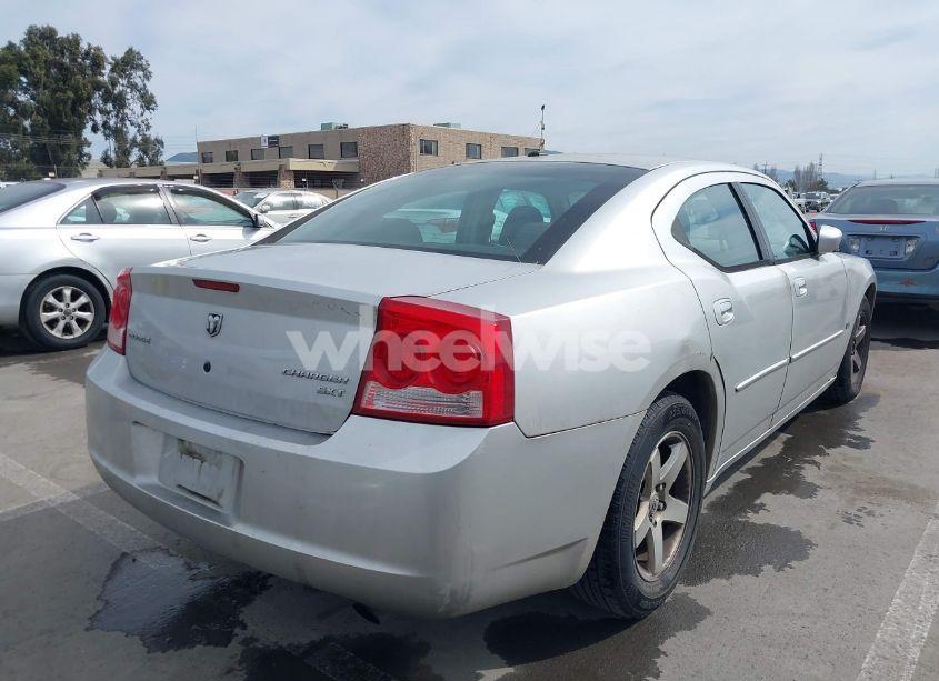 Photo 4 of 2010 Dodge Charger SXT (VIN 2B3CA3CV1AH307940)