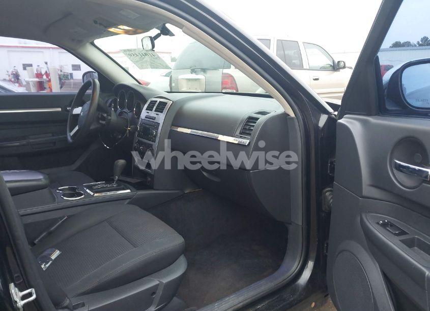 Photo 5 of 2010 Dodge Charger SXT (VIN 2B3CA3CV1AH311499)