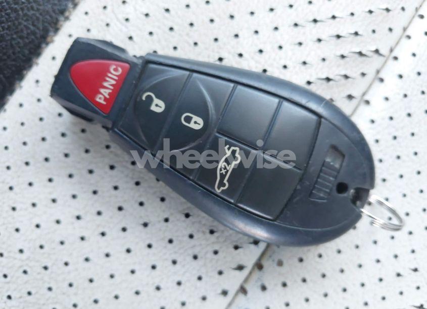 Photo 11 of 2010 Dodge Charger SXT (VIN 2B3CA3CV6AH185978)