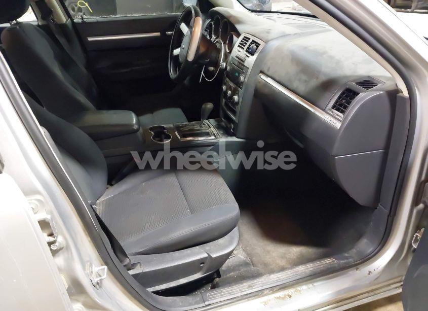 Photo 5 of 2010 Dodge Charger SXT (VIN 2B3CA3CV6AH231759)