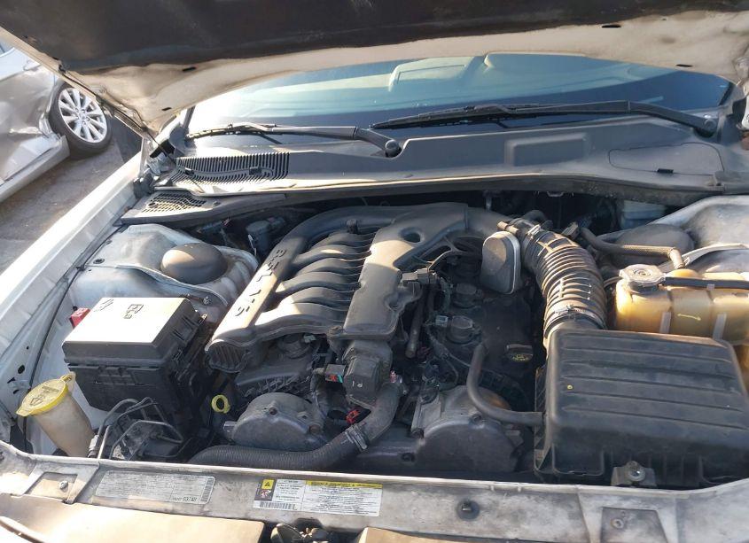 Photo 10 of 2010 Dodge Charger SXT (VIN 2B3CA3CV7AH134361)