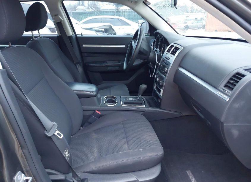 Photo 5 of 2010 Dodge Charger SXT (VIN 2B3CA3CVXAH145497)