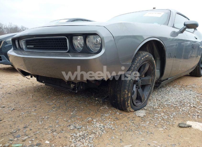 Photo 6 of 2011 Dodge Challenger (VIN 2B3CJ4DG3BH596939)