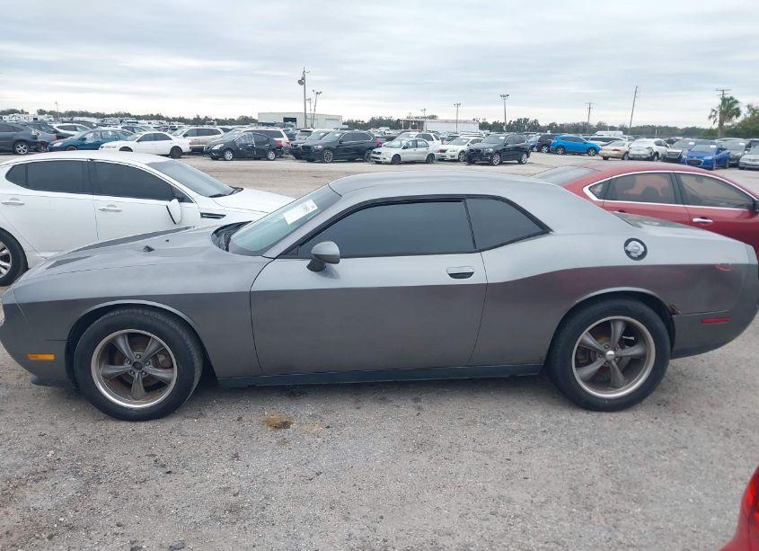 Photo 14 of 2011 Dodge Challenger (VIN 2B3CJ4DGXBH596632)