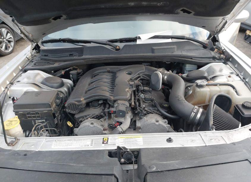 Photo 10 of 2010 Dodge Challenger SE (VIN 2B3CJ4DV0AH261215)