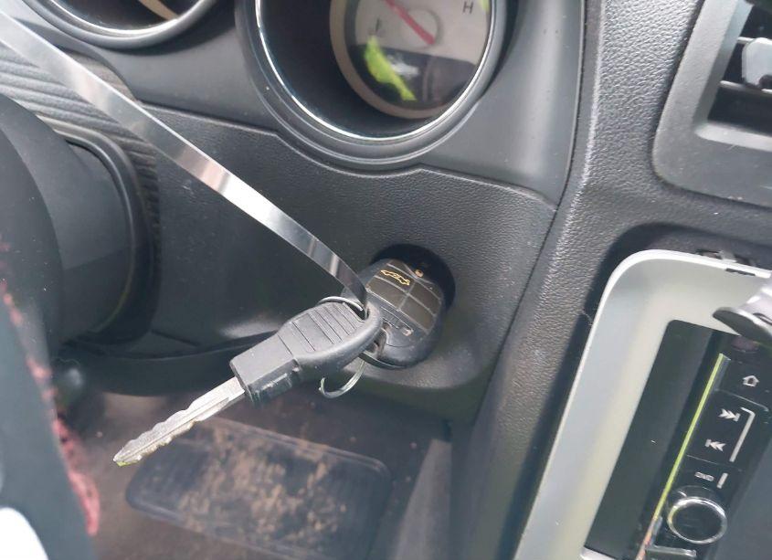 Photo 11 of 2010 Dodge Challenger SE (VIN 2B3CJ4DV0AH261215)