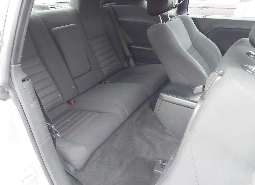 Photo 8 of 2010 Dodge Challenger SE (VIN 2B3CJ4DV0AH261215)