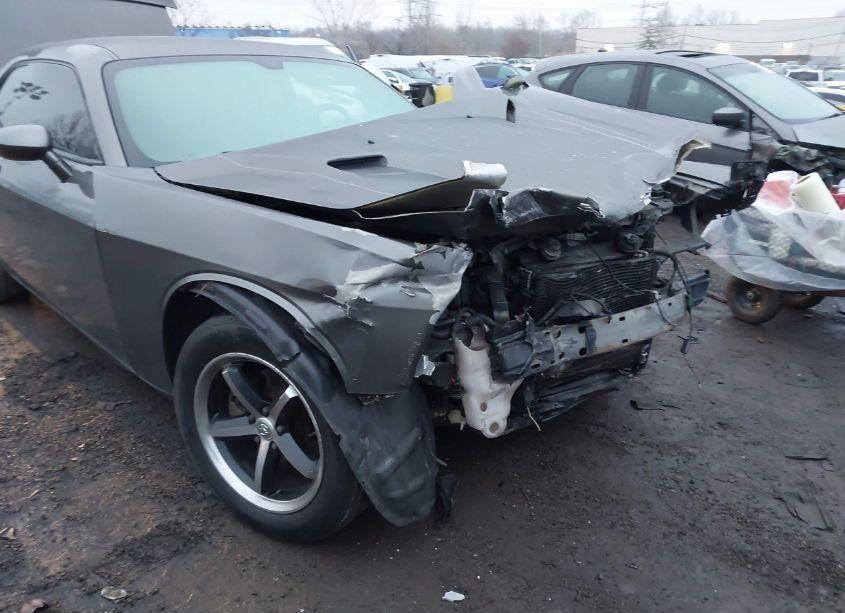 Photo 17 of 2010 Dodge Challenger SE (VIN 2B3CJ4DV1AH142363)
