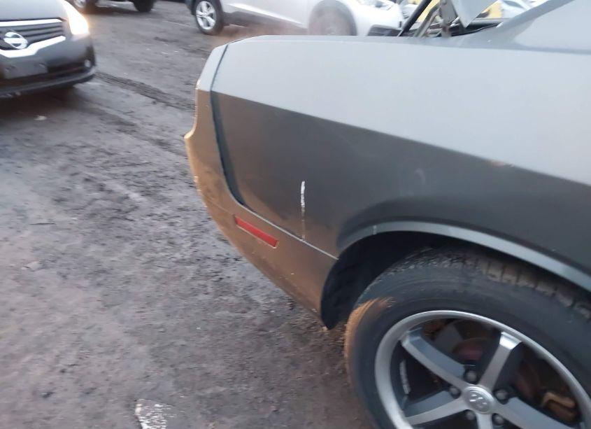 Photo 20 of 2010 Dodge Challenger SE (VIN 2B3CJ4DV1AH142363)