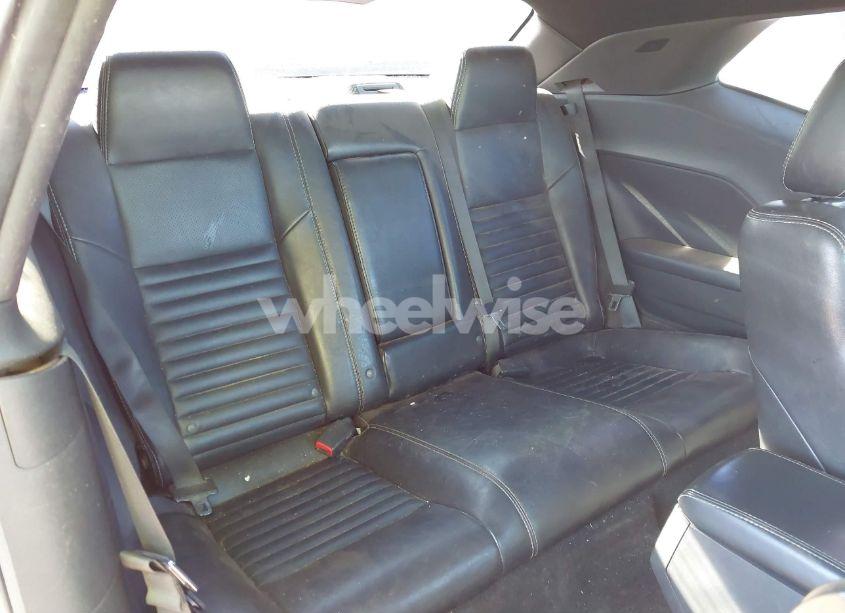 Photo 8 of 2010 Dodge Challenger SE (VIN 2B3CJ4DV2AH219872)