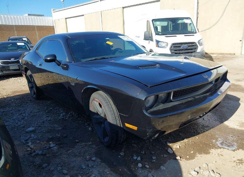 2010 Dodge Challenger SE (VIN 2B3CJ4DV2AH322855) main photo