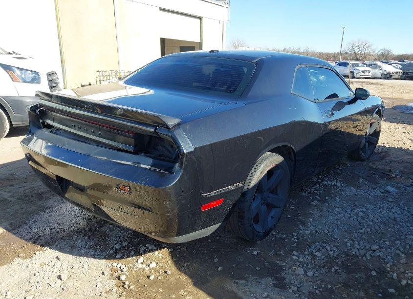 Photo 4 of 2010 Dodge Challenger SE (VIN 2B3CJ4DV2AH322855)