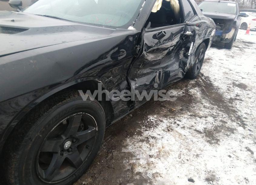 Photo 6 of 2010 Dodge Challenger SE (VIN 2B3CJ4DV3AH109316)