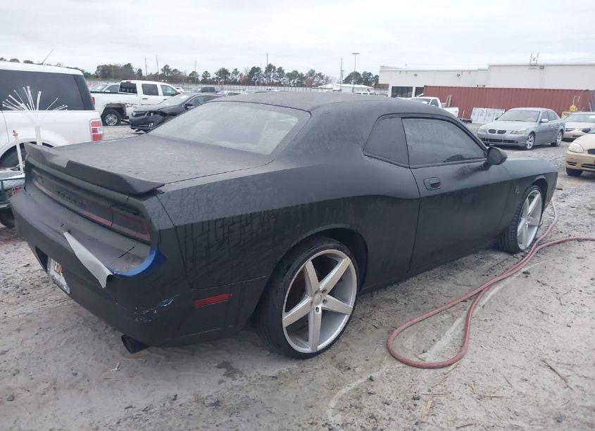Photo 4 of 2010 Dodge Challenger SE (VIN 2B3CJ4DV3AH321665)