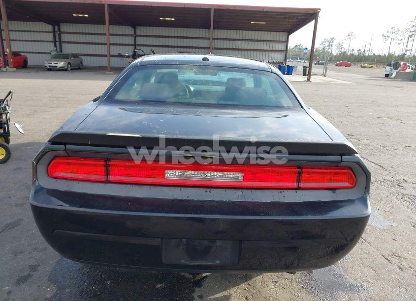 Photo 16 of 2010 Dodge Challenger SE (VIN 2B3CJ4DV3AH323593)