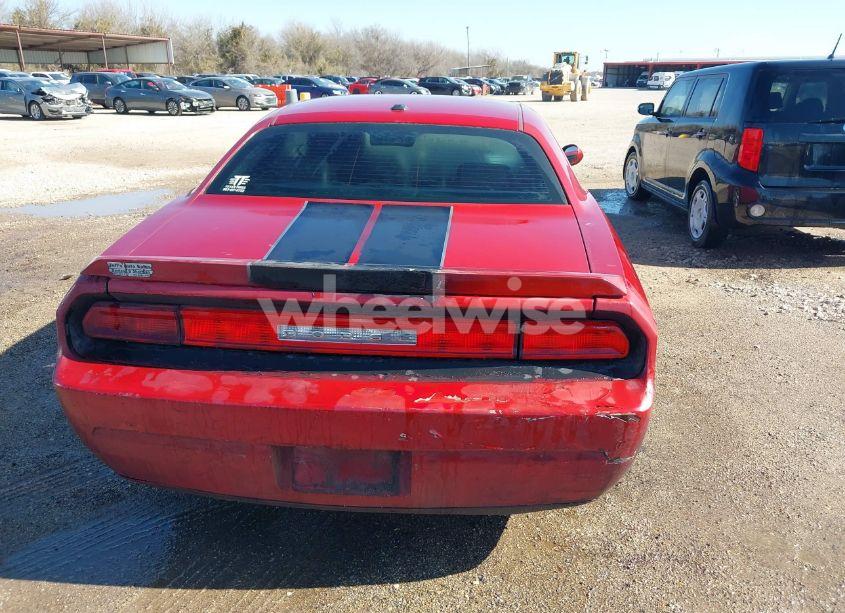 Photo 16 of 2010 Dodge Challenger SE (VIN 2B3CJ4DV4AH240870)