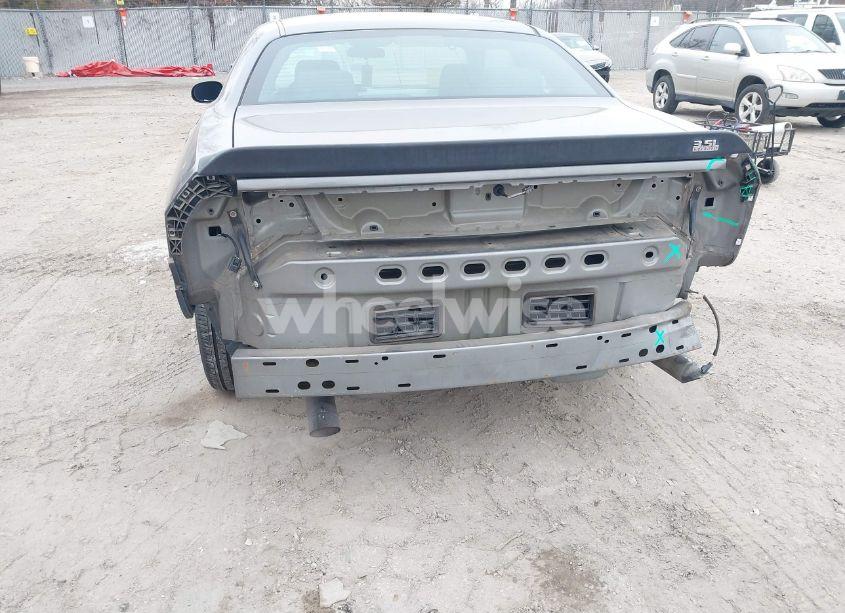 Photo 6 of 2010 Dodge Challenger SE (VIN 2B3CJ4DV4AH318483)