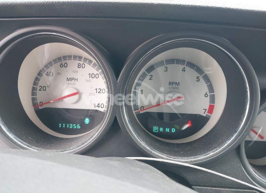 Photo 7 of 2010 Dodge Challenger SE (VIN 2B3CJ4DV4AH318483)