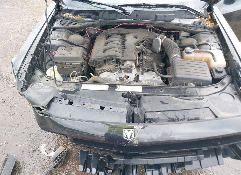 Photo 10 of 2010 Dodge Challenger SE (VIN 2B3CJ4DV5AH190044)