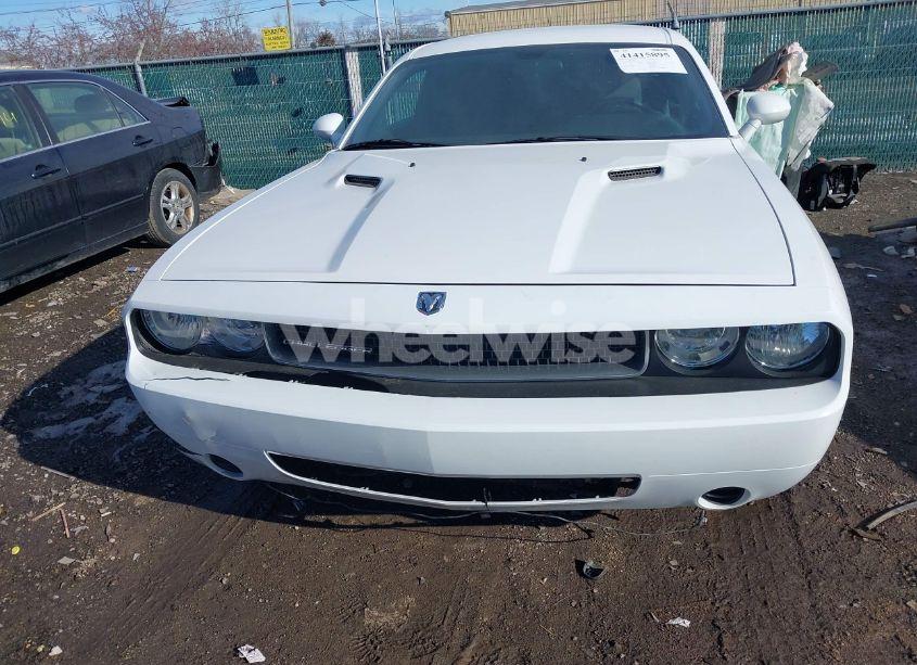 Photo 12 of 2010 Dodge Challenger SE (VIN 2B3CJ4DV5AH255278)