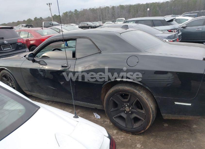 Photo 14 of 2010 Dodge Challenger SE (VIN 2B3CJ4DV5AH275370)